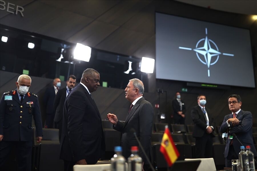 Millî Savunma Bakanı Hulusi Akar, NATO Karargâhında İkinci Gün Oturumlarına Katıldı